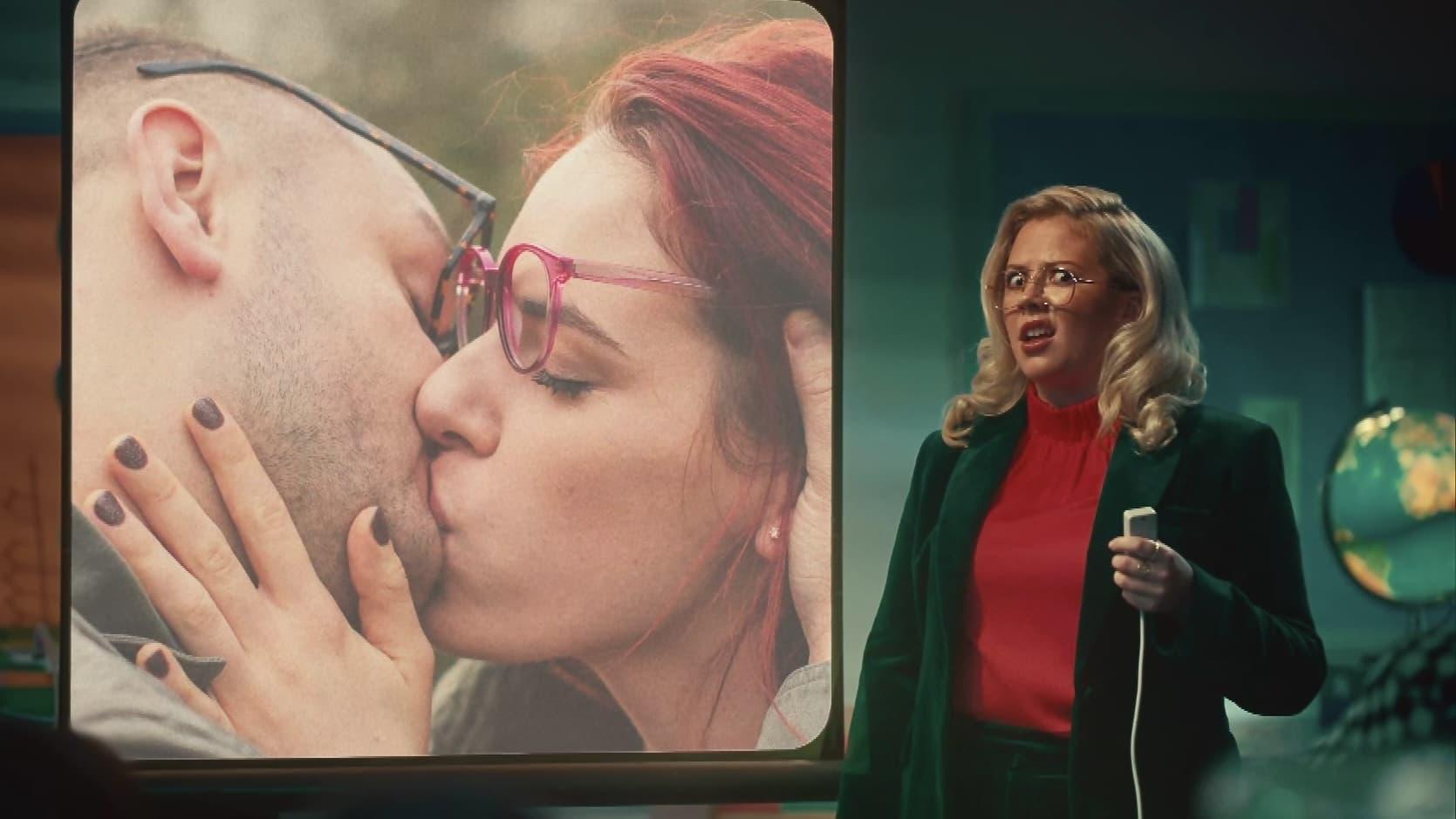 Specsavers: A Guide on How to Kiss