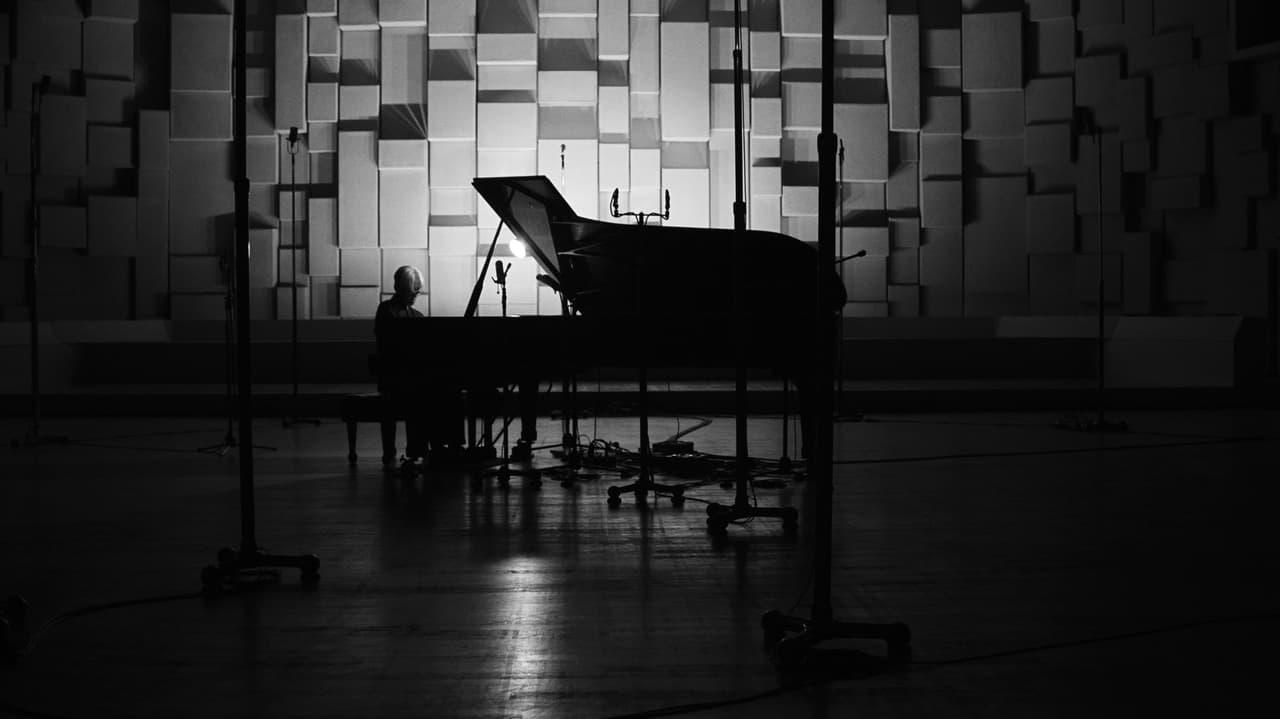 Ryuichi Sakamoto: Playing the Piano 2022