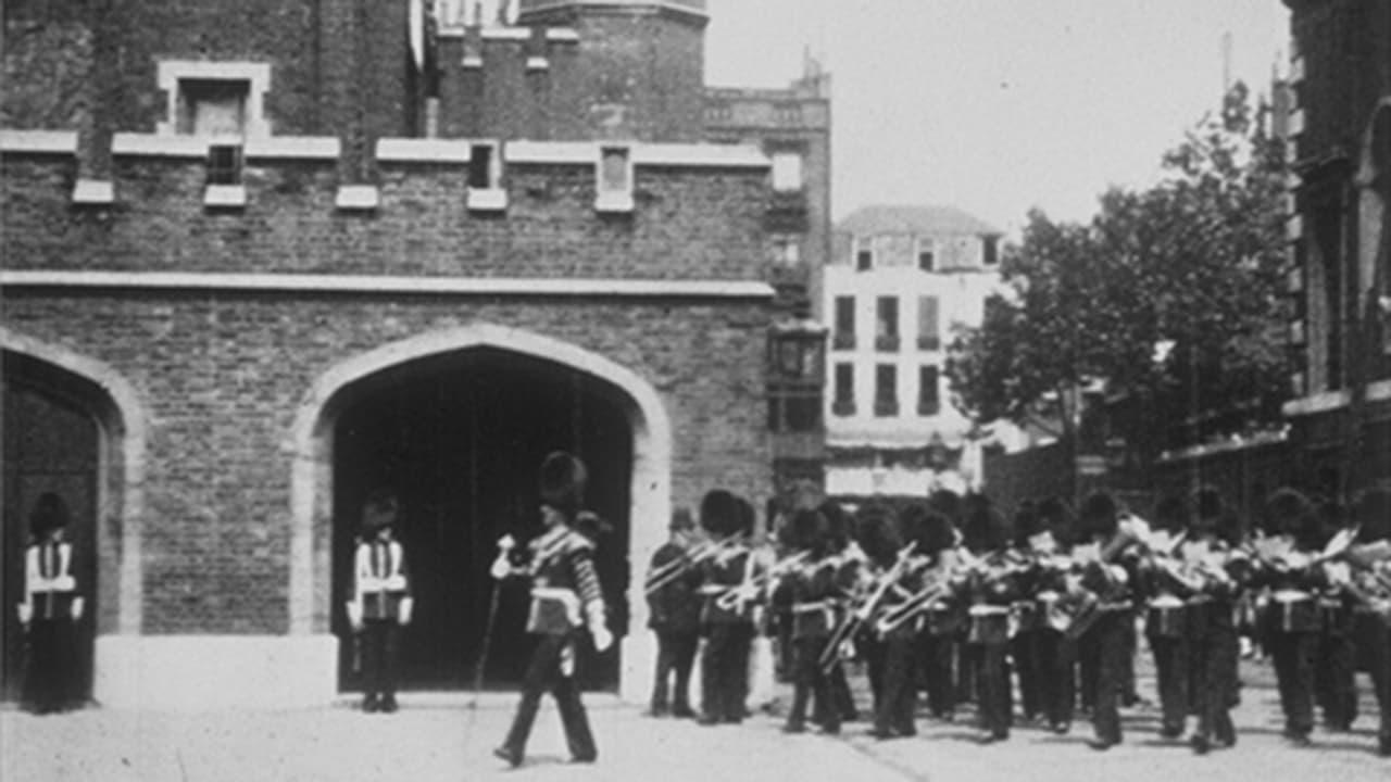 Garde montante au palais de Buckingham