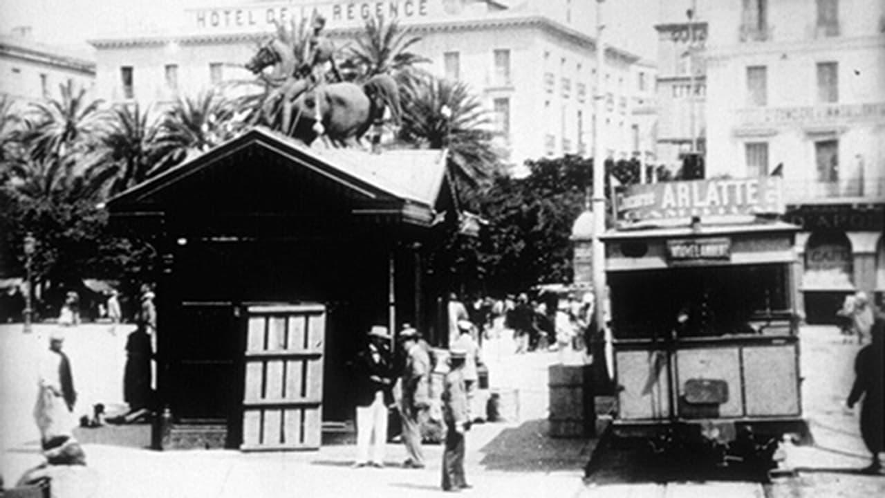 Départ de la place du Gouvernement à Alger