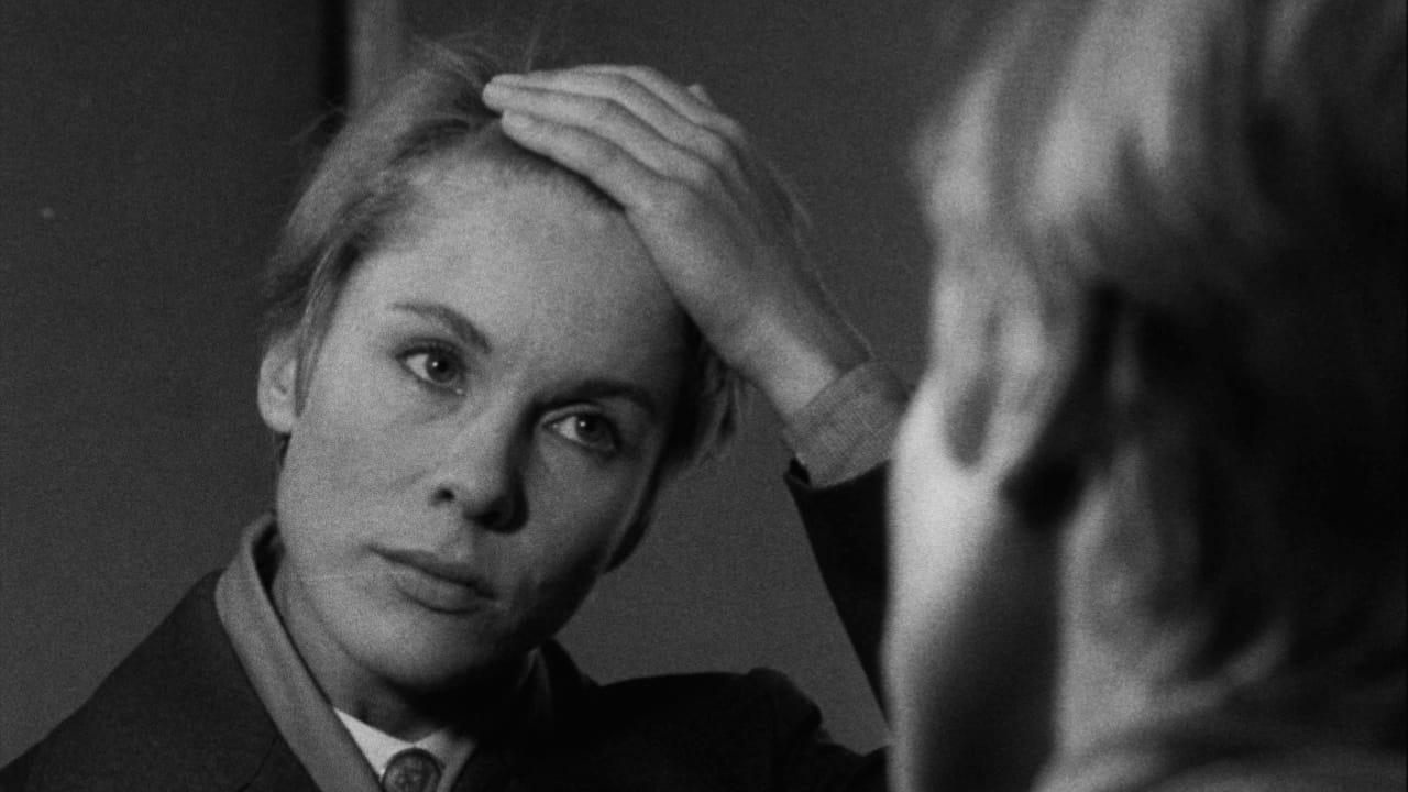 Mirrors of Bergman